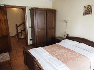 Хостелы Welcome Hostel Бухарест Номер с кроватью размера «queen-size»-8